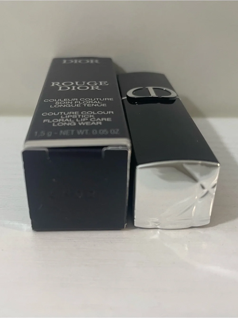 Dior Rouge Long wear Lipstick in 999 Satin 1.5g / 0.05 oz BNIB